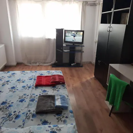 Casa Adrian-Garsoniera Centru Vechi-3